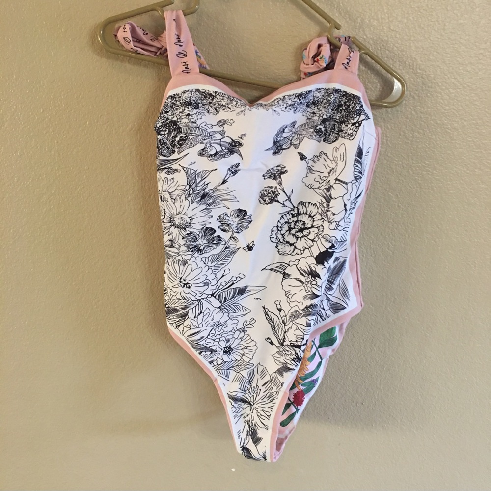 Davi & Dani Reversible Swimsuit One Piece Holiday Vacation Floral Tie Straps - Picture 4 of 8